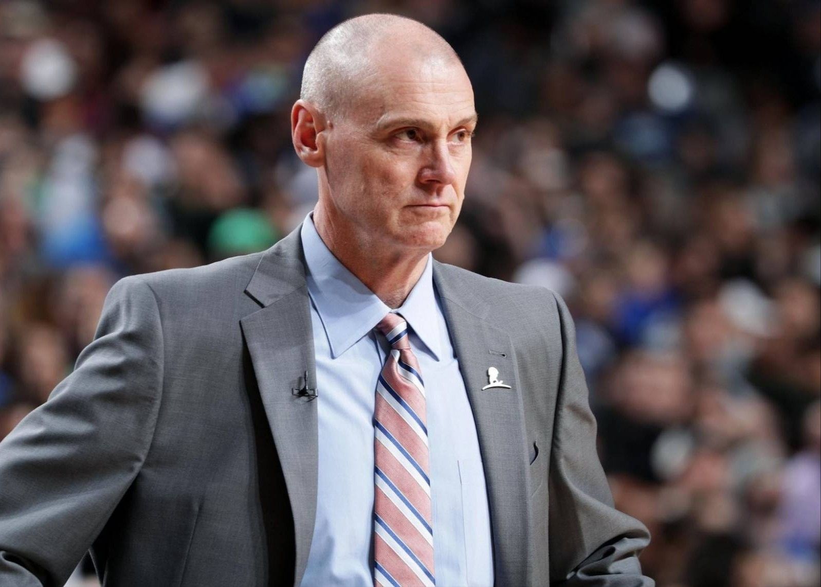 😣卡莱尔罕见使用12人轮换，步行者替补得分超过主力球员20分